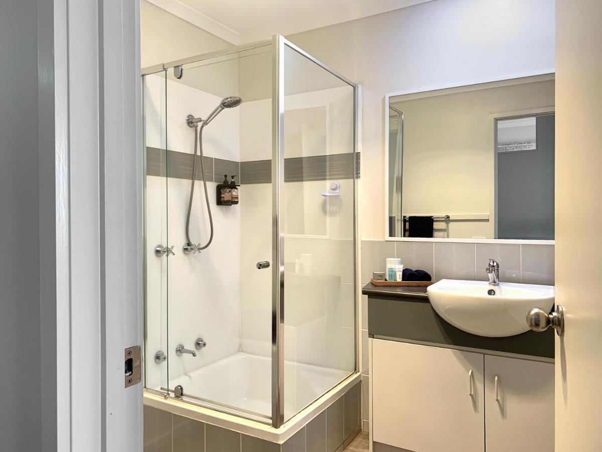 Apollo Bay Waterfront Motor Inn מראה חיצוני תמונה