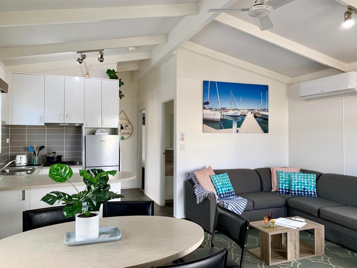 Apollo Bay Waterfront Motor Inn מראה חיצוני תמונה