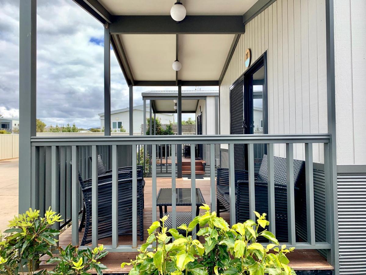 Apollo Bay Waterfront Motor Inn מראה חיצוני תמונה